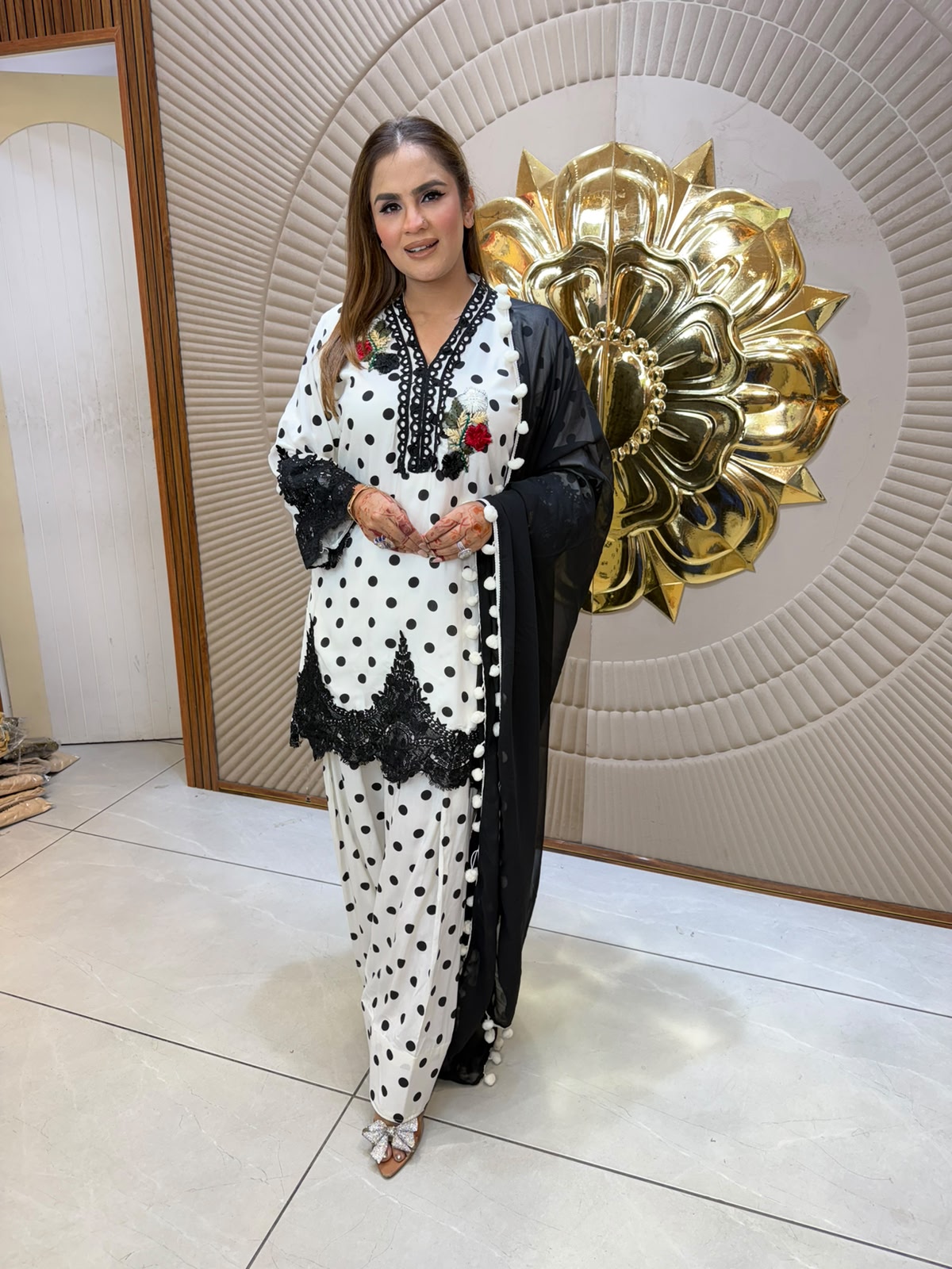 Beutiful elegant polka dot suit pc3152