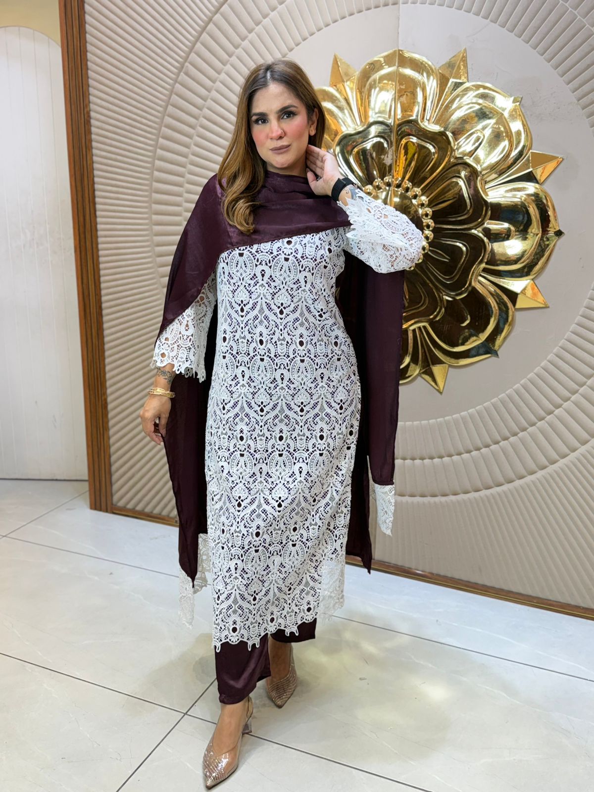 Beutiful elegant suit pc8185