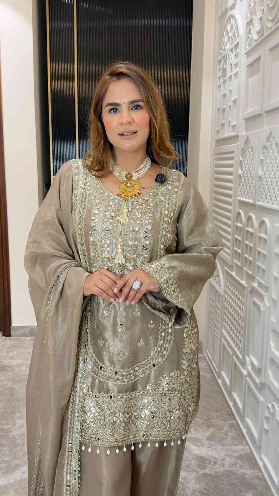 Beutiful elegant partywear suit pc3742