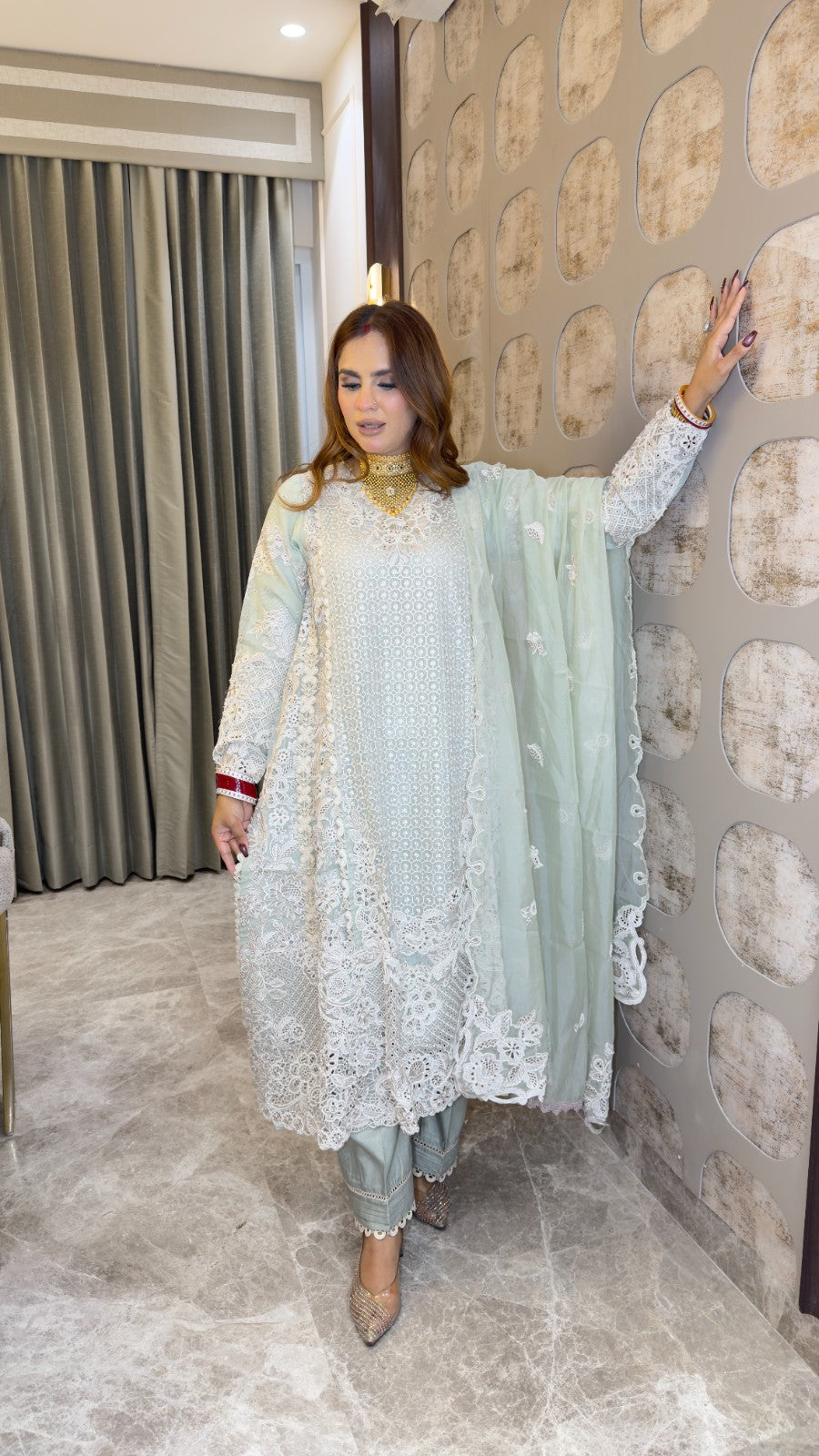 Beutiful elegant suit pc3404