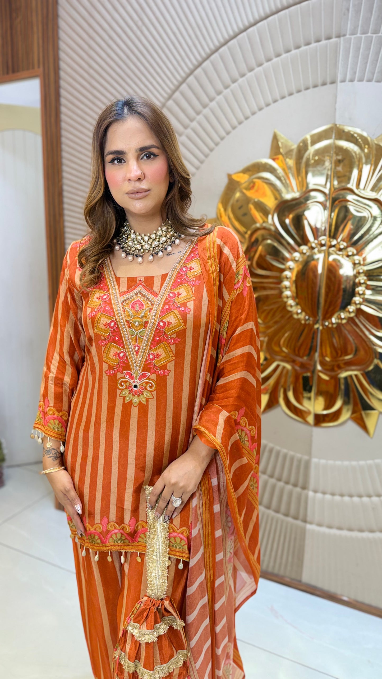 Beutiful elegant suit pc3666