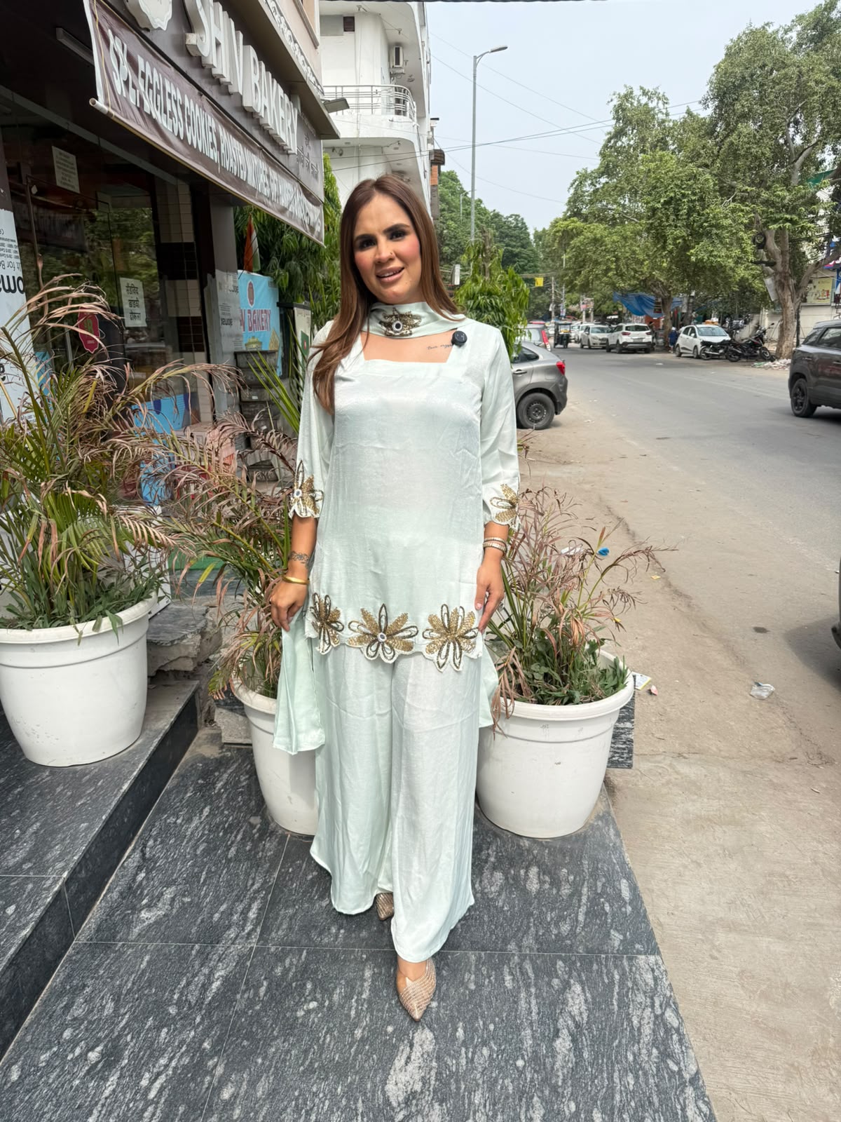 Beutiful elegant partywear suit pc3361